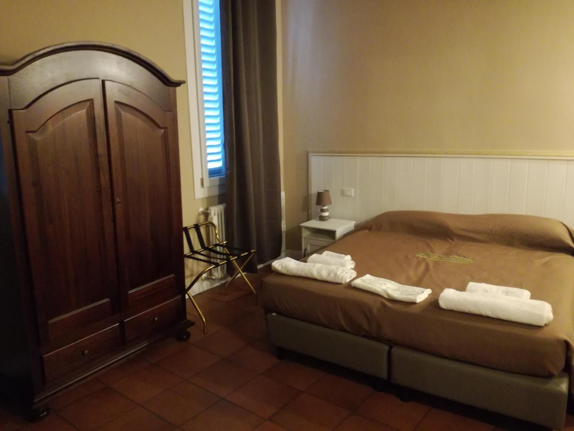 Piazza San Domenico Rooms - Bedinbolognacentro Eksteriør bilde